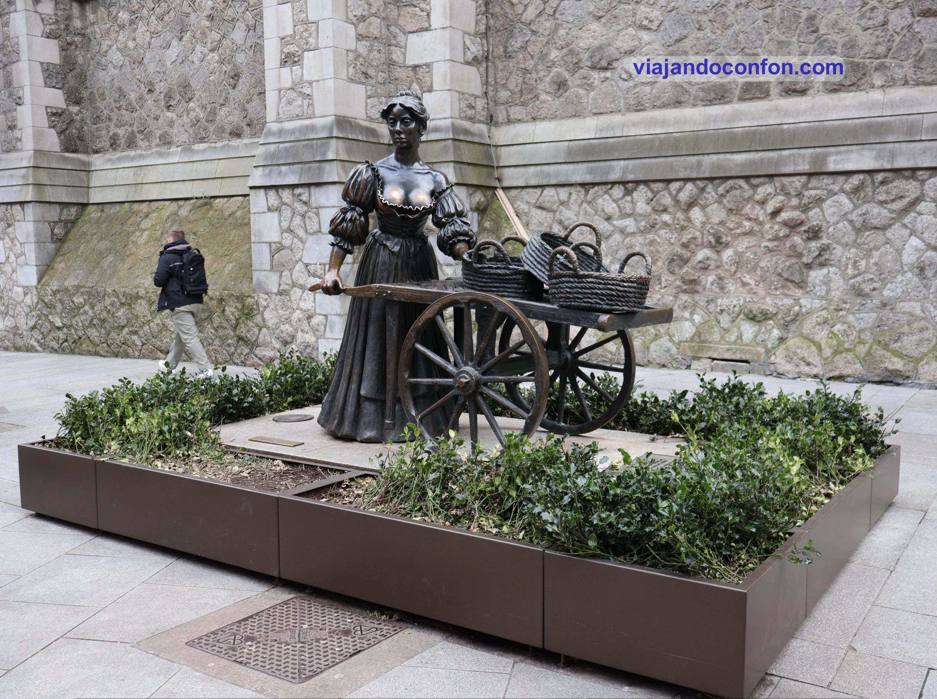 Molly Malone (Mol Ní Mhaoileoin)
