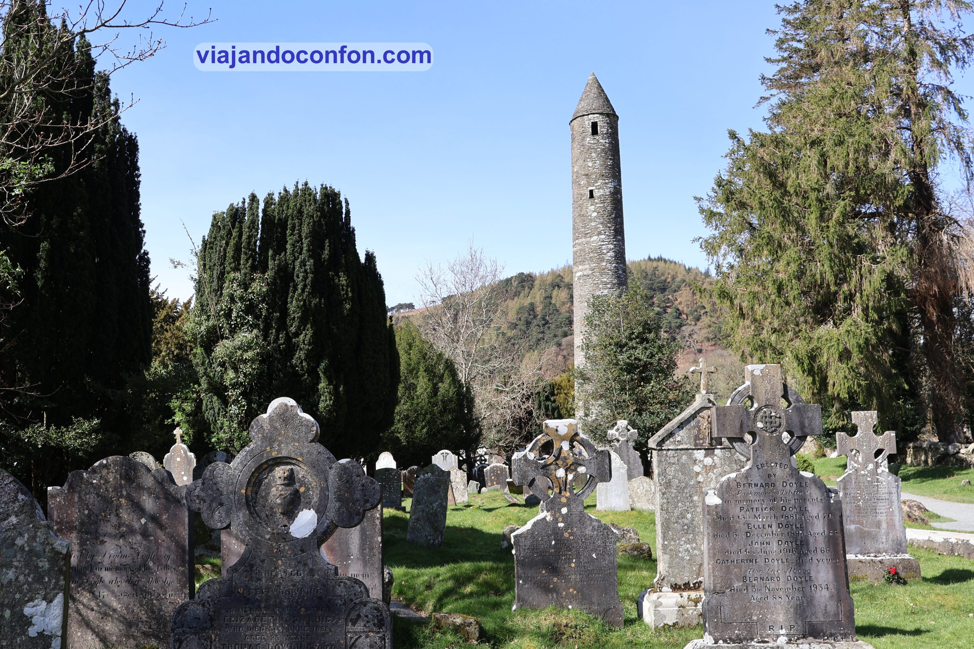 Glendalough (Gleann Dá Loch)