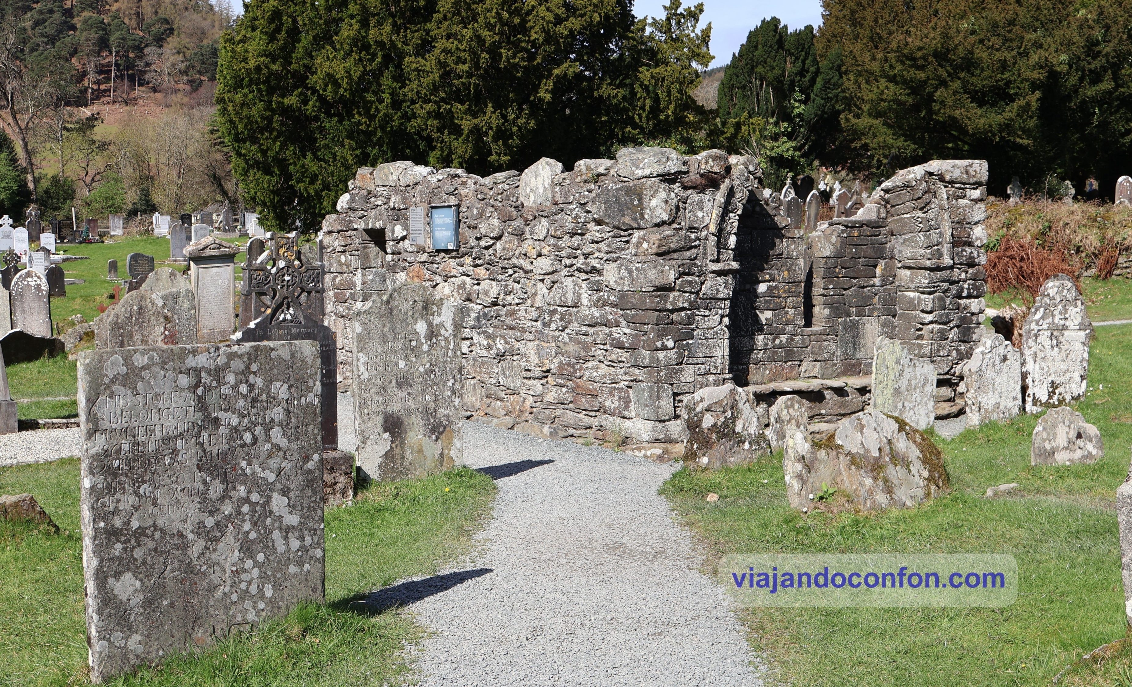 Glendalough (Gleann Dá Loch)