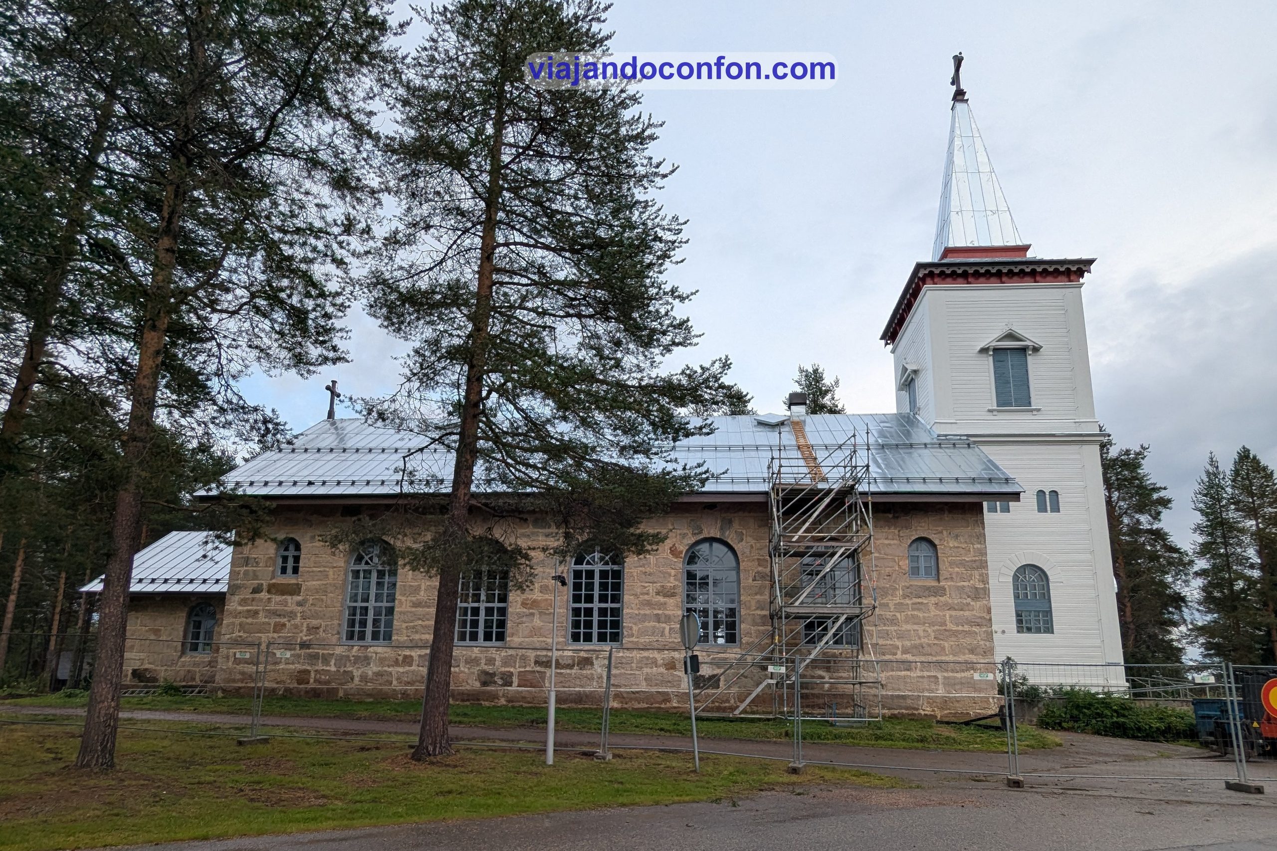 Iglesia de Sodankylä (Sodankylän kirkko)